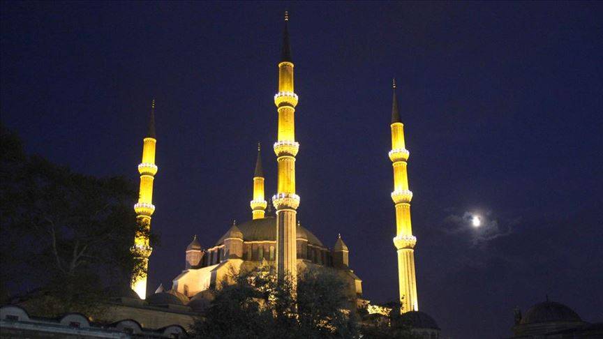 Mevlid Kandili’nde sevdiklerinize gönderebileceğiniz en anlamlı kandil mesajları 8